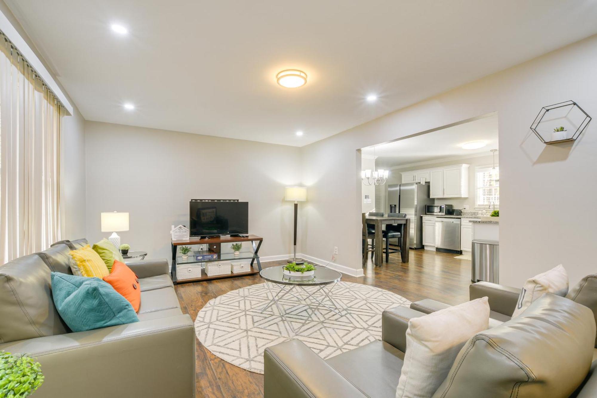 Serene Family Home With Deck In Knightdale! المظهر الخارجي الصورة
