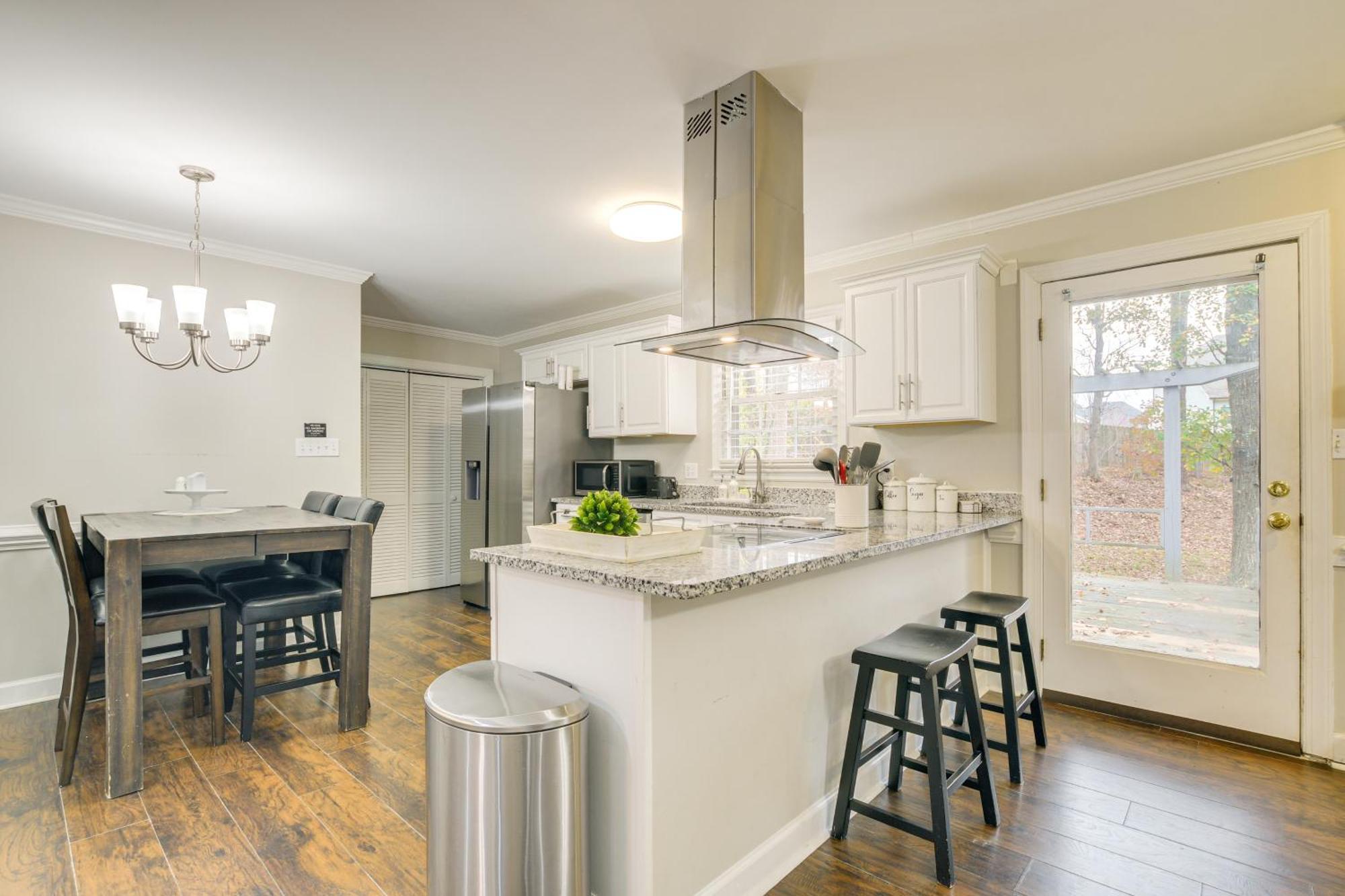 Serene Family Home With Deck In Knightdale! المظهر الخارجي الصورة